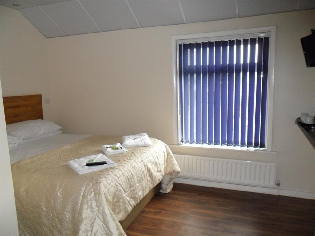 The Waterfront Hotel Blackpool Room photo